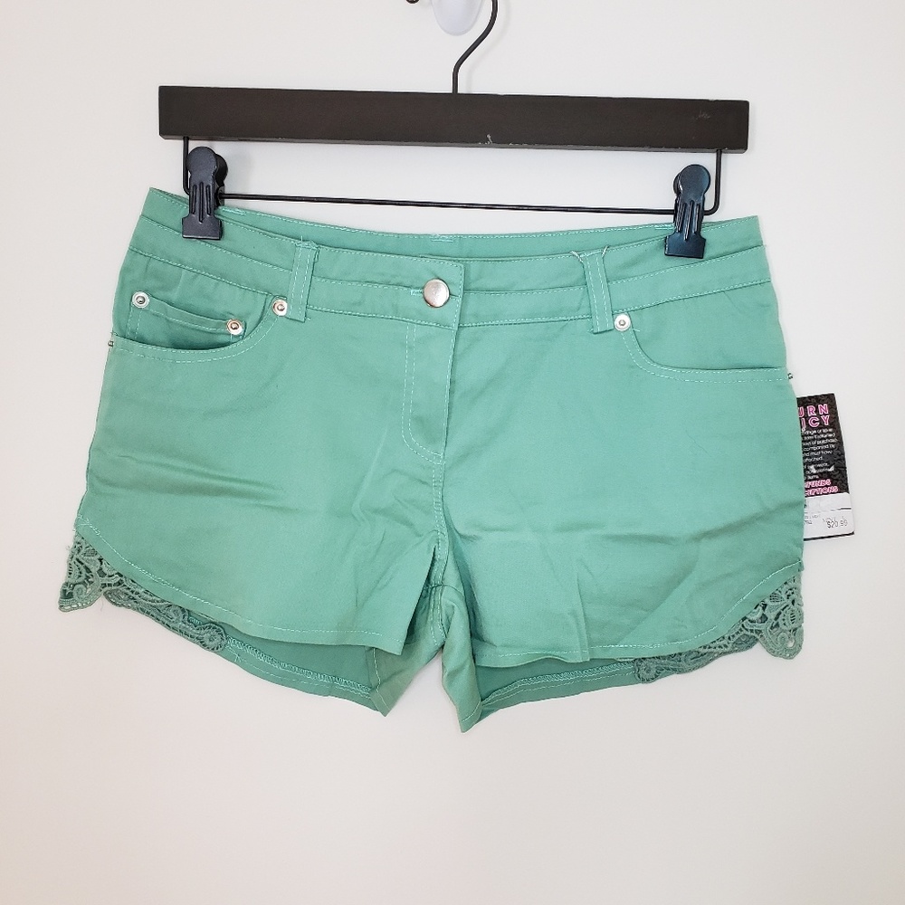 Ponnytail U.S.A. green lace detail shorts